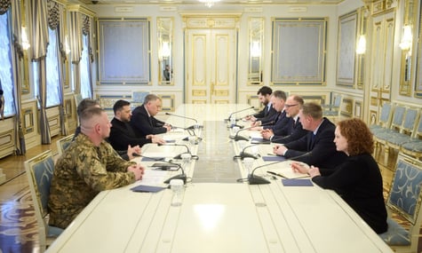 У Латвії розбився український безпілотник, що залетів з росії. Через це латвійський міністр оборони перервав візит до України (ДОПОВНЕНО)