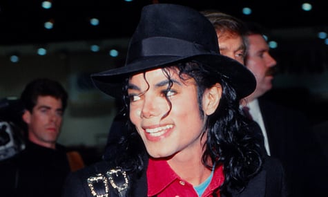 «Друга сім’я» Майкла Джексона звинувачує його у сексуальному насильстві над дітьми — NYT