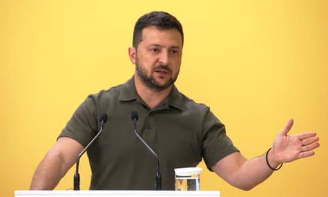 Зеленский ответил аналитикам, которые советуют сосредоточить украинские войска на юге