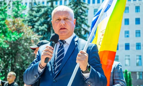 У Молдові ЦВК зареєструвала блок із партією проросійського експрезидента Додона