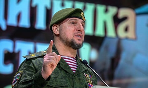 Скаржився, що «не вміють кудись влучати» і обзивав десантників рф. ГУР кілька місяців слухало наради командира «Ахмату» Алаудінова