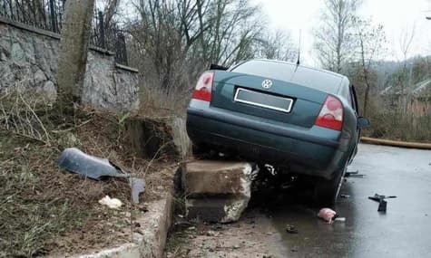 В Полтаве водитель устроил ДТП, убегая от полицейских