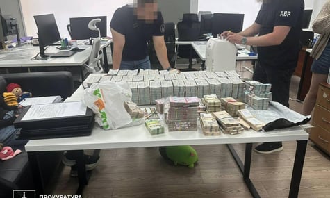 Слідчі дії у справі завищення вартості дронів