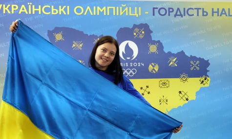 Стрибунку Лискун, яка отримала російське громадянство, позбавили усіх звань і нагород в Україні