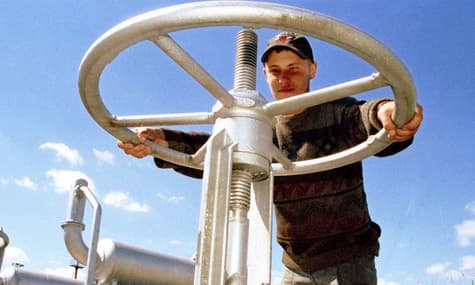 Не попасть бы под санкции. Чем грозит Украине покупка белорусских нефтепродуктов и можно ли от нее отказаться
