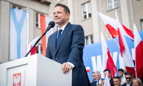 Опонент Навроцького на виборах у Польщі відмовився виступити проти України в НАТО: Не хочу, щоб вона була в руках путіна