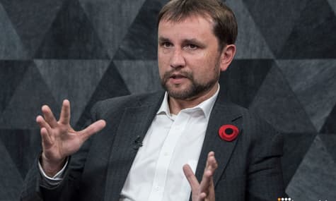 Глава Института нацпамяти Вятрович идет на выборы в Раду по списку партии Порошенко