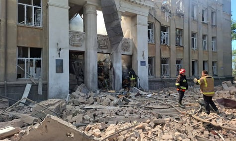 Окупанти поцілили в навчальний заклад на Одещині: 2 загиблих, 12 постраждалих (ДОПОВНЕНО)