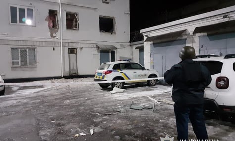 У відділку поліції Дніпра стався вибух: пошкоджено будівлю, постраждалих немає