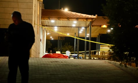 У Йорданії розстріляли людей у церкві під час похорону. Відомо про 7 загиблих та десятки поранених