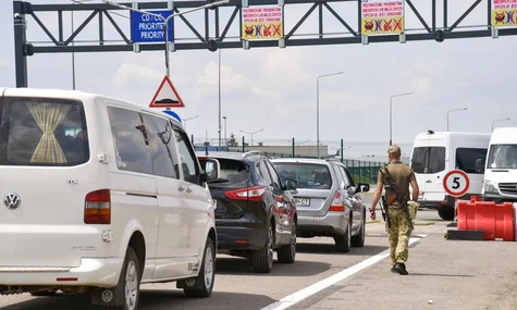 Понад 10 тисяч українців віком 18-22 приїхали до Польщі після дозволу на виїзд — дані польських прикордонників