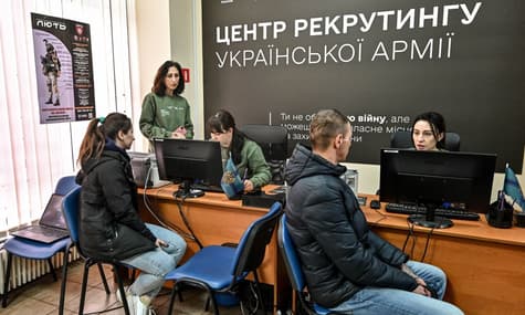 В Україні планують відкрити 27 центрів рекрутингу до ЗСУ у першому півріччі 2024 року — Міноборони
