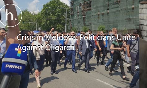 Anti-Oligarchic Rebellion in Moldova: Coalitions of Politicians and Street Protests