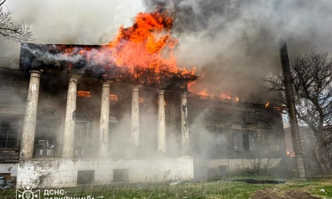 Обстріл садиби Донців-Захаржевських
