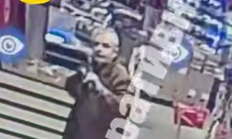Стрілець на камерах спостереження в магазині «Велмарт» у Києві під час захоплення заручників, 18 квітня 2026 року