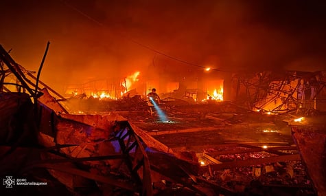 Окупанти за тиждень запустили по Україні 800 КАБів та 500 дронів — Зеленський