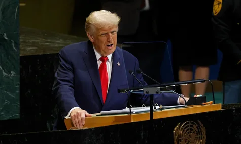 Трампа розізлили неполадки з ескалатором і телесуфлером в ООН. Схоже, винна його власна команда — медіа