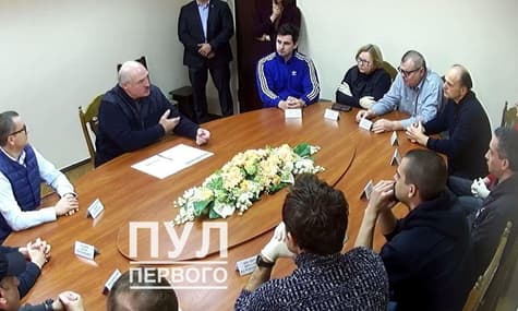 Лукашенко поговорил в СИЗО с оппозиционерами, Тихановская (впервые за 134 дня) — по телефону с мужем (он тоже в СИЗО)