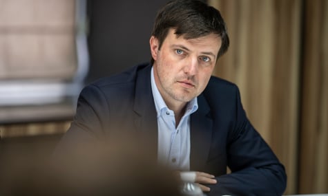 «Дефіцит може призвести до зниження врожаю на 20%». Відключення світла вплинули на скорочення виробництва добрив в Україні