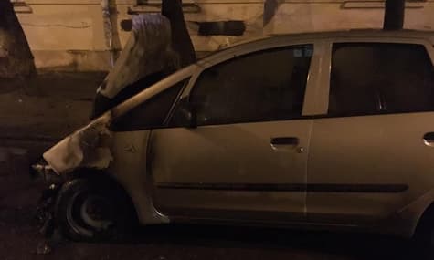 Car Belonging to RFE/RL Journalist Torched in Lviv
