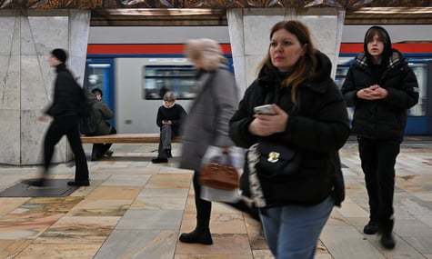 У Москві інтернет працює за «білими списками». Містянам радять орієнтуватися за сонцем та зірками — медіа