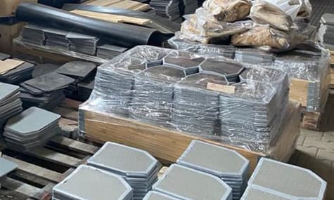 Во Львовской области продавали бронежилеты, которые завозили как гуммопомощь. СБУ их изъяла и планирует отдать армии