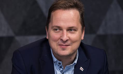 Як Лукашенко заграє з гіпстерами, а білоруські медіа йдуть у Tinder — журналіст «Радіо Свобода»