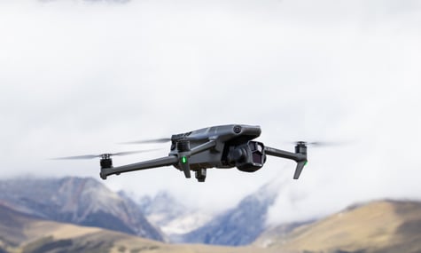 Зеленський: Китай більше не продає Україні свої дрони Mavic. Але росії їх постачають