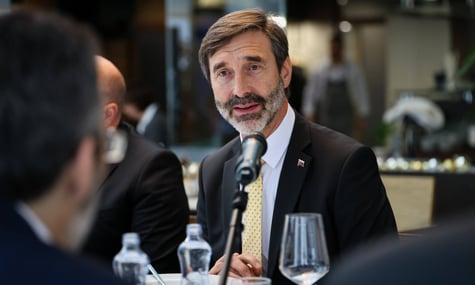 Донька глави МЗС Словаччини потрапила в ДТП, але поїхала звідти до прибуття поліції. Він пояснив: вона дбала про дитину