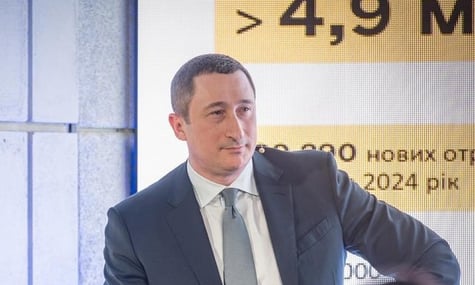 Українці за кордоном зможуть дистанційно отримати бронь від мобілізації — Чернишов