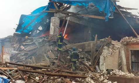 Руйнування сучасної школи та лісова пожежа внаслідок обстрілу: ситуація в регіонах