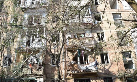 Оккупанты нанесли ракетный удар по Николаеву: один человек погиб, еще 6 — ранены