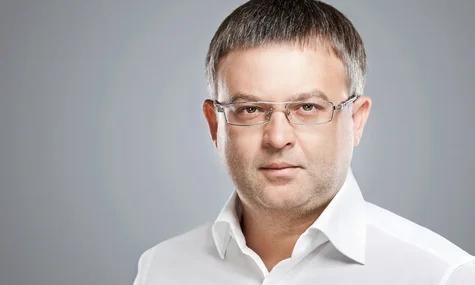 В Італії з вікна випав український банкір Олександр Адаріч, який приїхав укласти «секретну» угоду. Ймовірно, його вбили