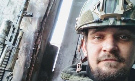 Зеленський відповів на петицію про присвоєння звання Героя України загиблому патрульному з «Азовсталі» Даниїлу Сафонову