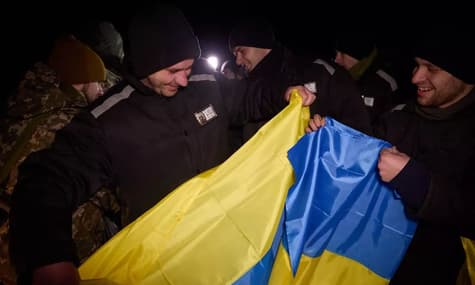 Syrskyi instead of Zaluzhnyi and return of prisoners: highlights for February 8