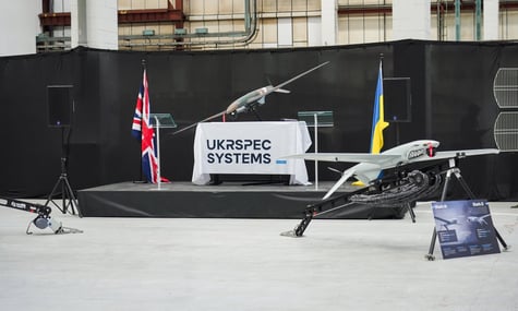Завод виробника дронів SHARK у Великій Британії, який відкривав Залужний, досі не працює. Немає дозволу на експорт технологій