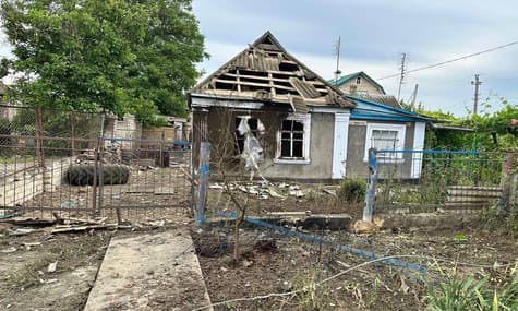 россияне обстреляли поселок в Херсонской области — погибла 71-летняя женщина