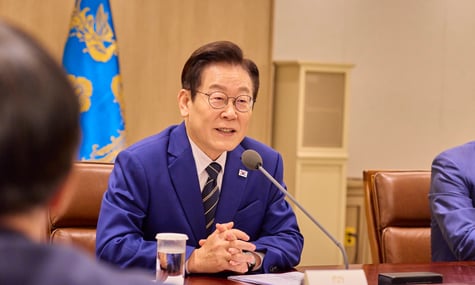 Президент Південної Кореї хоче перепросити в КНДР за дії свого попередника. Його вже розкритикувала опозиція