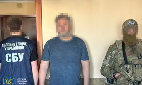СБУ: Депутат Волинської облради незаконно переправляв чоловіків за кордон