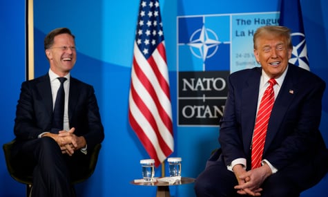 Генсек НАТО Рютте назвав Трампа «татком», обговорюючи операцію в Ірані