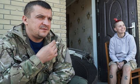 «Розчиняємось у степах Донбасу»: чи підуть добровольці з передової