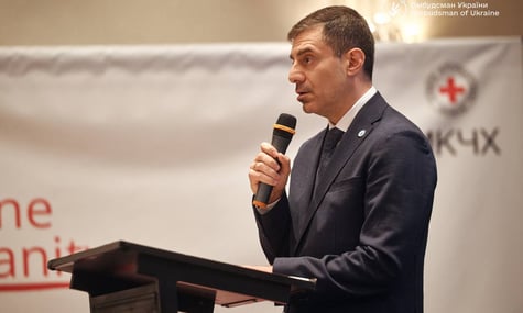 «Ми чекаємо вдома кожного». 8,5 млн українців виїхали за кордон від початку російської війни у 2014 році — омбудсмен