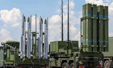 У Німеччині планують передати 4 системи ППО IRIS-T. Раніше йшлося про одну установку