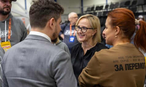 Посолка США в Україні Девіс залишить посаду через розбіжності з Трампом — FT