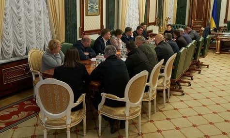 Зеленский провел совещание по катастрофе самолета МАУ в Иране