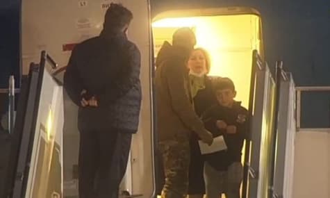 В Украину вернули двух женщин и семерых детей, которые находились в лагерях для беженцев в Сирии