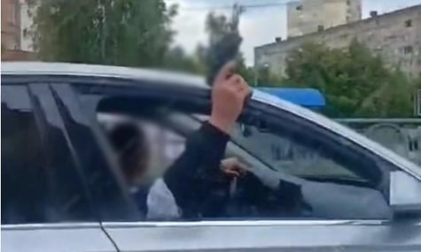 У Києві чоловіки їздили на автівці та стріляли з пістолета: поліціянти вже розшукали їх