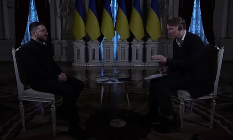 Під час інтерв'ю Зеленського в Маріїнському палаці двічі зникало світло