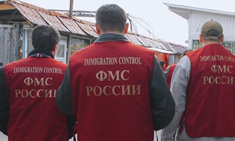 В анексованому Криму обшукали підприємство на наявність «мігрантів»: затримали понад 40 людей