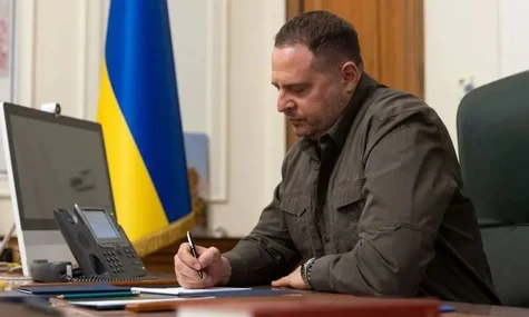 Єрмак нібито домагався відставки Малюка, бо він «прогледів» операцію «Мідас» — УП